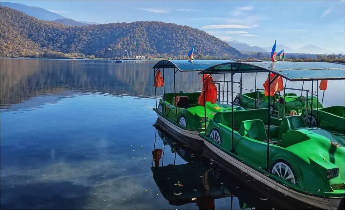 Nohur Lake – A Peaceful Nature Escape in Gabala